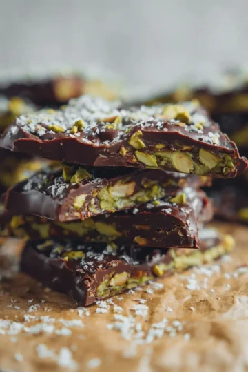 Dubai Chocolate Date Bark
